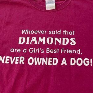 Gildan burgundy graphic dog t-shirt